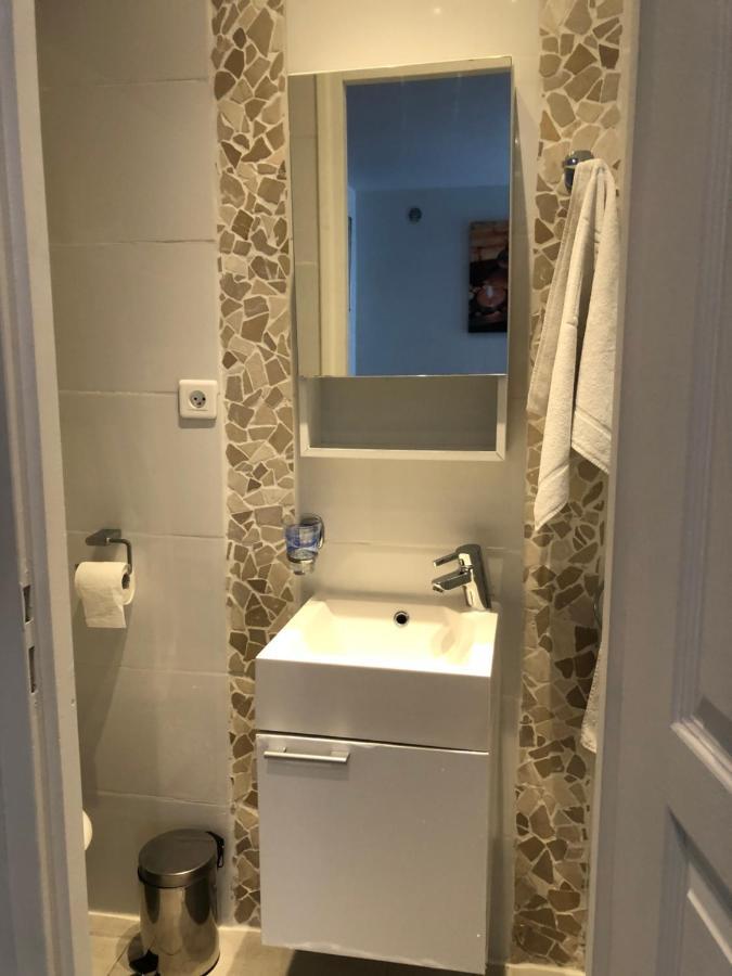 Studette Beausejour * Cannes